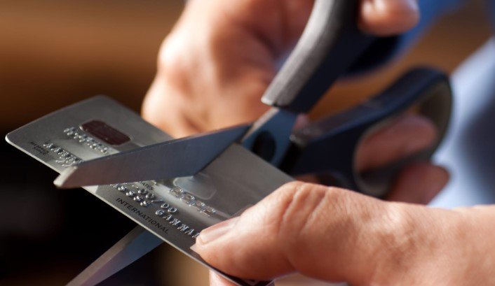 How to Destroy Metal Credit Cards: Best Methods & Guide