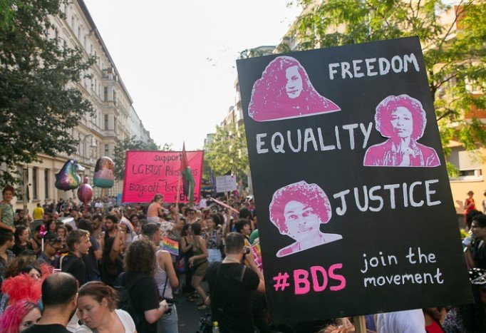 Students Demand Columbia University to Divest from Israel or Face Tuition Strike